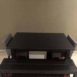 Extendable Dining Table Can W/ 8-10 Chairs 