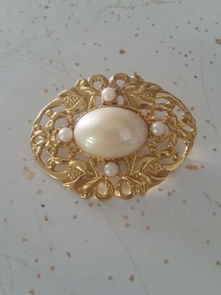 Broach for Sale in Dekalb, IL OfferUp