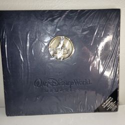 NEW Walt Disney World Castle Medallion 12" NAVY MEMORIES Scrapbook Starter Kit 
