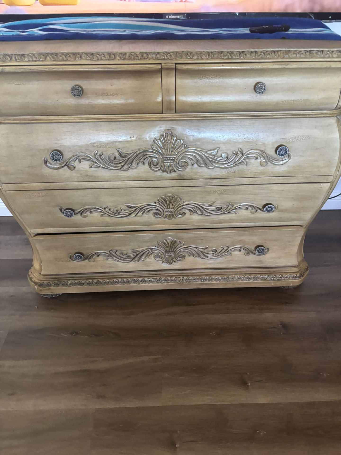 Dresser With Mirror . Antique