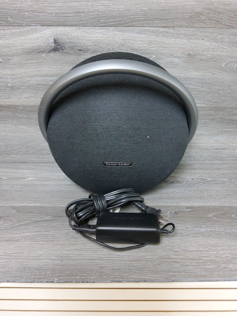 Harman Kardon Onyx Studio 7 Wireless Bluetooth Speaker - Black