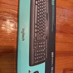 Logitech MK320 Wireless Keyboard & Mouse Combo – Like New with Box
