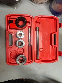 CENTRAL MACHINERY 1/2 in. - 1 in. Ratcheting Pipe Threader Set, 5 Piece - Item 57257 / 62354 / 30027 / 94101