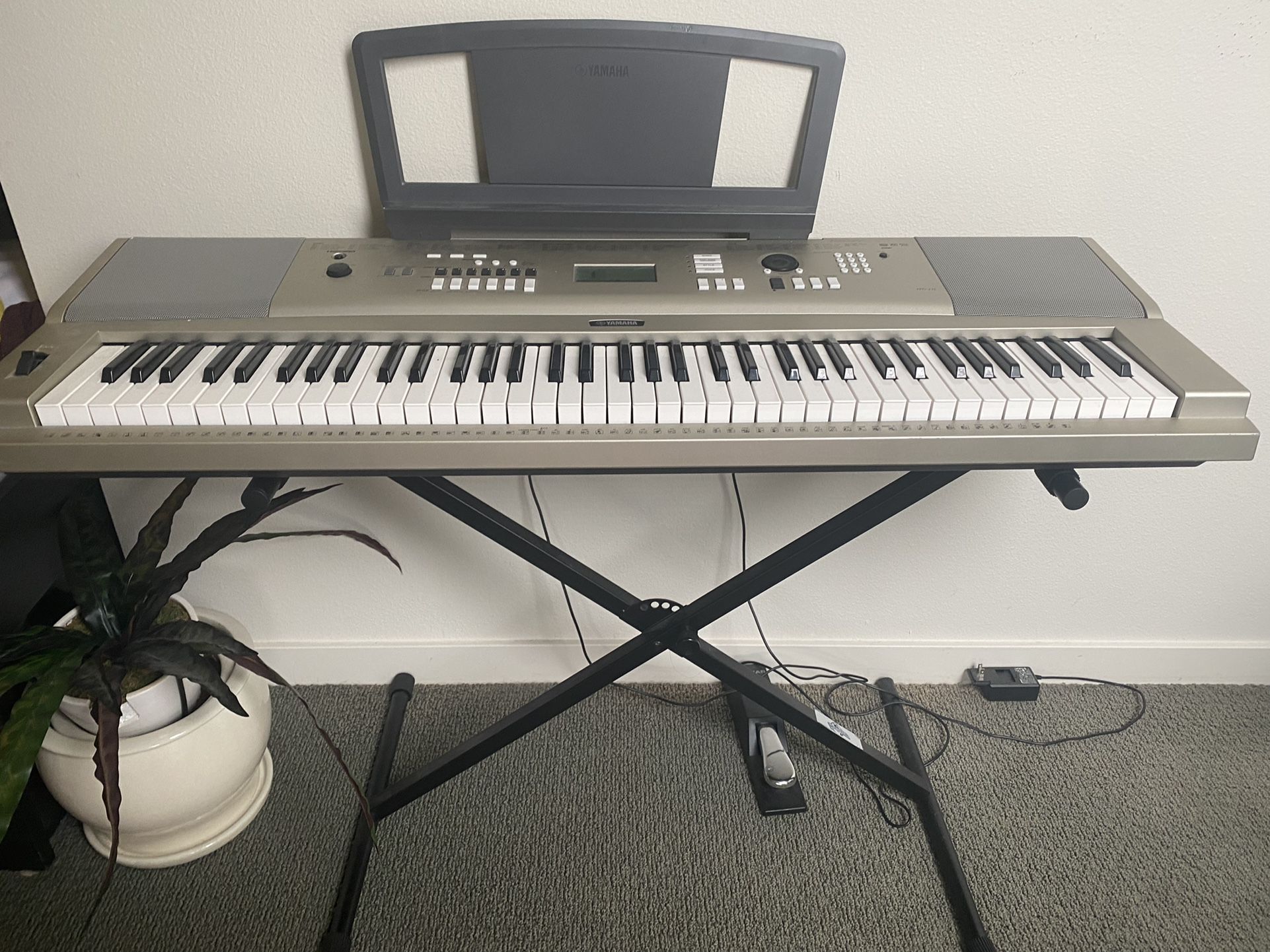 YAMAHA YPG-235 