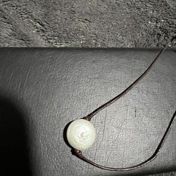 Simple Real Pearl Stung On Thin Black Lesther Twine