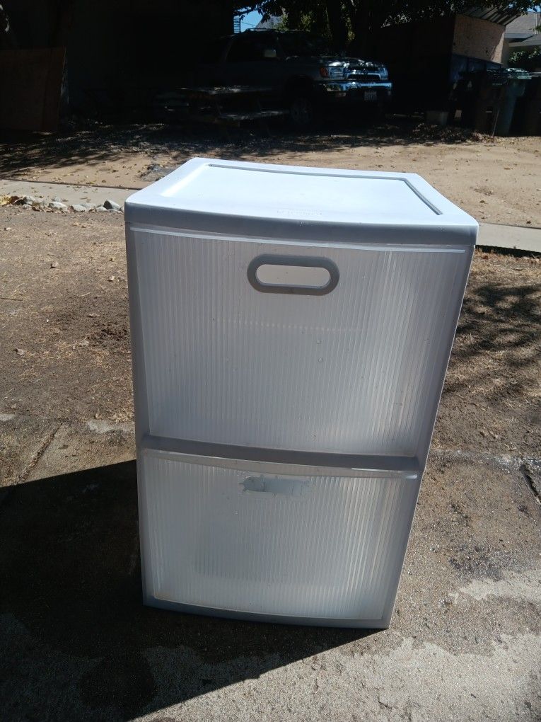 !! Plastic Storage Container 