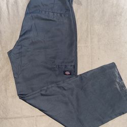 Dickie Loose Fit