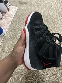 Jordan 11s