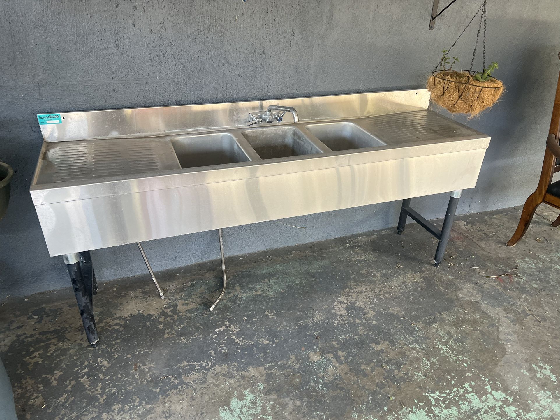 Comercial Sink