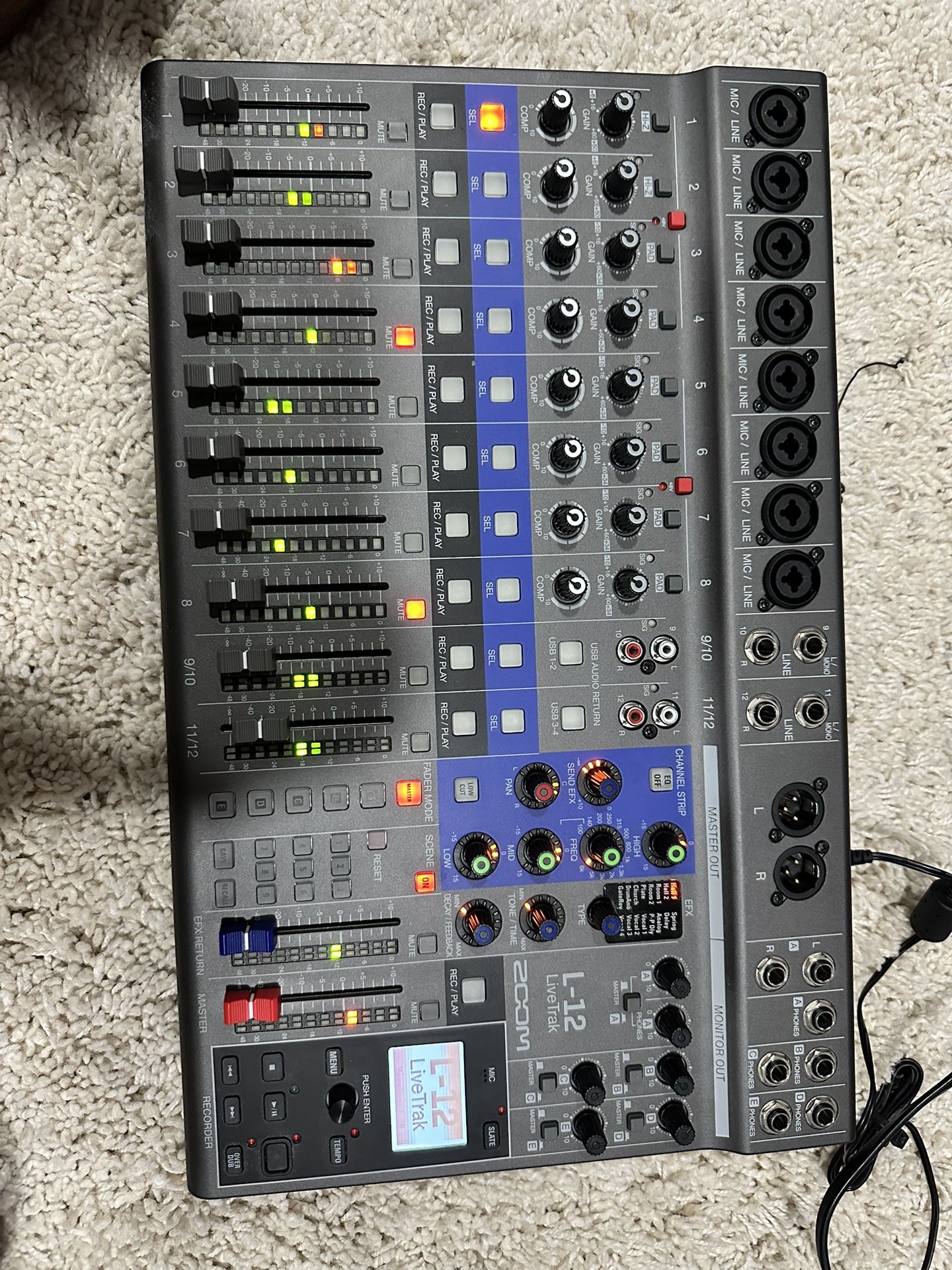 L12 Live Track Audio Monitor