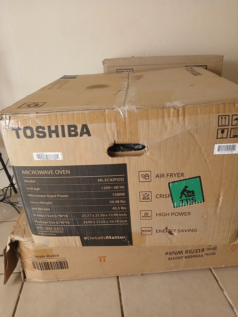 Brand New Toshiba Microwave, Air Fryer, Crisper