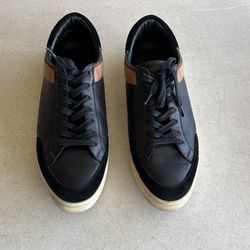 Burberry Tennis Shoes Size 10