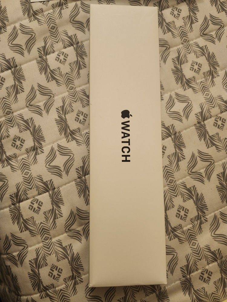 Apple watch SE 44mm new