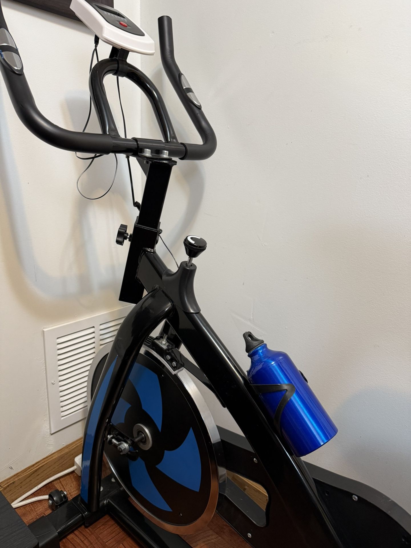 Exercise bike/ Bicicleta estática