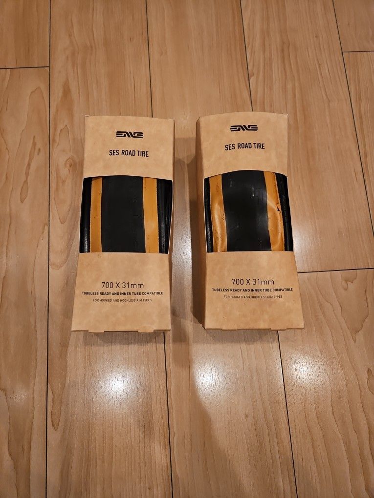 Brand NEW! Enve SES 31mm Tan Wall Tires