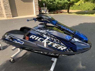 Jetski stand