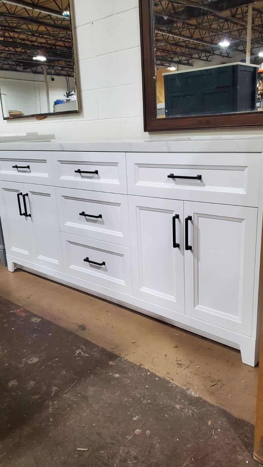 🔥New🔥
Bathroom Vanities
-Different Styles & Sizes
-Starting From $100 And Up