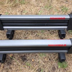 Yamaha fresh track ski snowboarding holder.
