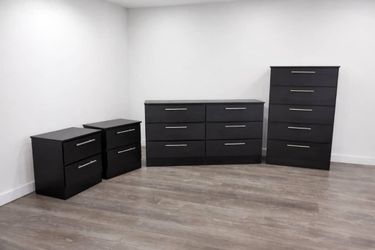 Dresser Chest And Two Nightstands *** Fast Delivery