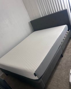 Bed frame & Mattress