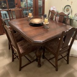 Vintage Antique Dining Table And Chairs