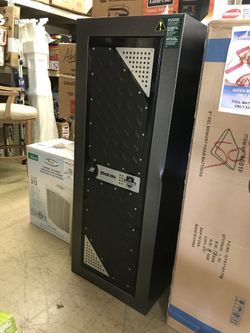 Stack-On Products 16-Gun Tactical Security Cabinet, Black