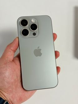 iPhone 15 Pro 128GB Unlocked