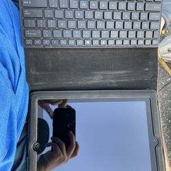 ipad and keyboard attachment 