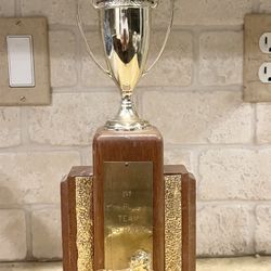 ✨ESTATE SALE✨ 1965 U.S. Air Force Bowling Trophy 🎳 RAF England