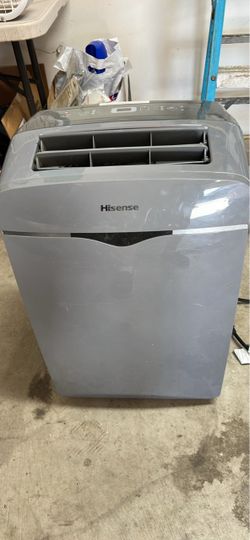 Hisense 10000 btu portable AC unit on wheels