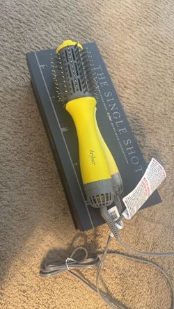 Drybar-The Single Shot Round Blow-Dryer Brush