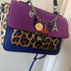 Betsy Johnson Crossbody Charm Purse💕