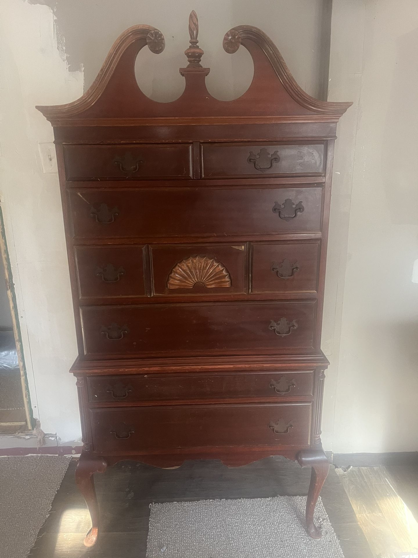 Wood Dresser And Chest 