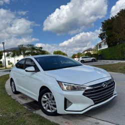 2019 Hyundai Elantra