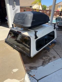 Toyota T100 Tundra Camper Shell W/ Yakima