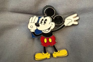 Mickey Mouse- See No Evil pin