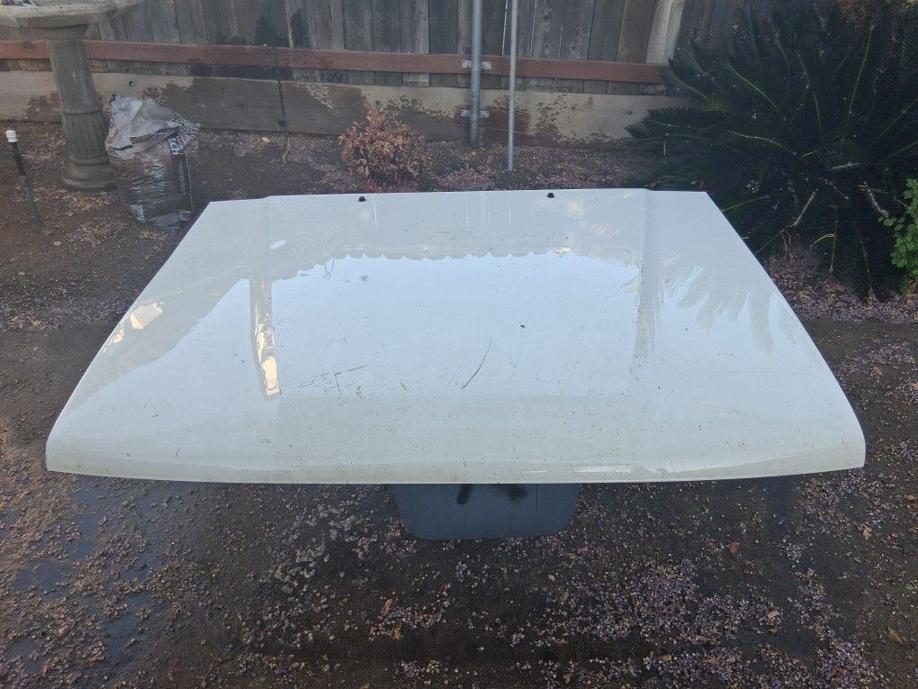 Nineteen eighty four toyota parts pick up