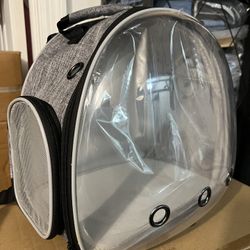 Small pet carrier size :12.2xx12.2x6.7inch
