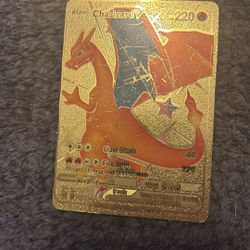 Super Rare Charizard Golden Pokémon Card 