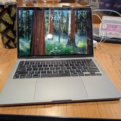 MacBook Pro 13” (2020, M1)