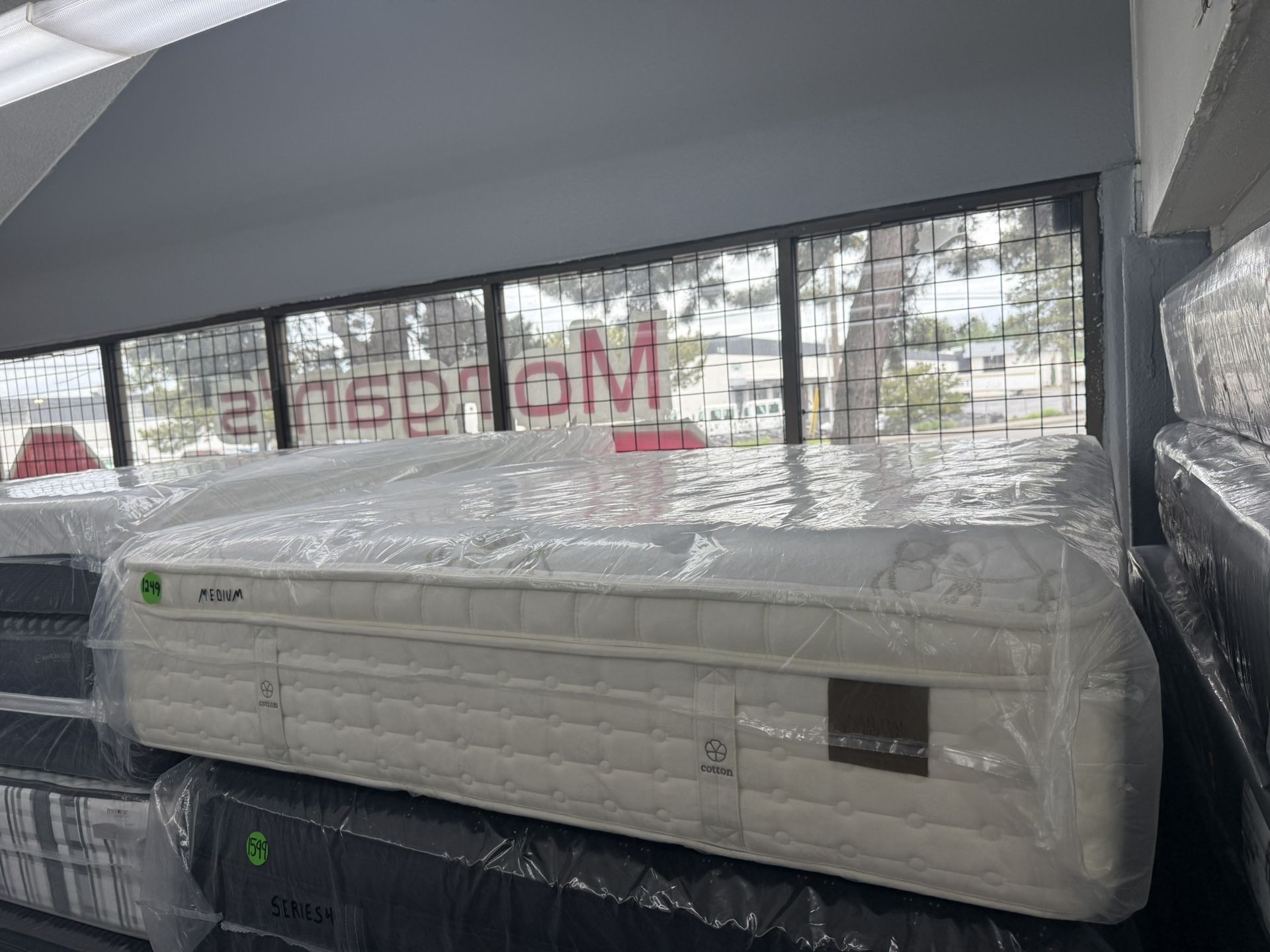 QUEEN SIZE KING KOIL NATURAL COLLECTION MATTRESS & BOX SPRING BED SET