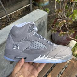 Air Jordan 5 “Wolf Gray” sizes: 4y , 5y , 5.5y , 6y , 6.5y , 7y , 9.5 , 10 , 10.5 , 11 , 12 $320