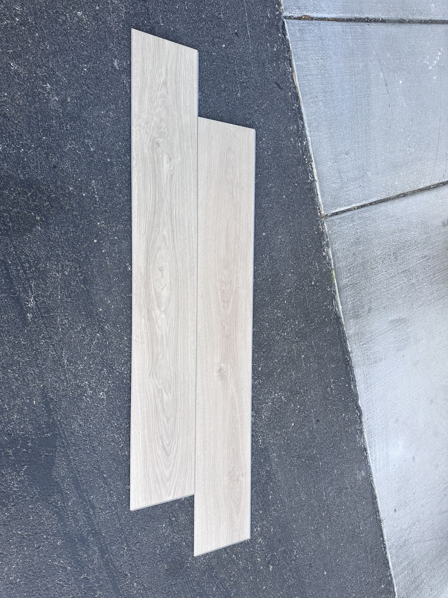 Luxury Vinyl Laminate Hardwood Baseboards