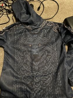 Sweater wolf