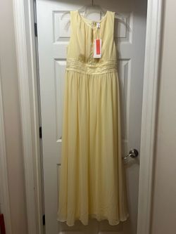 Perfect for Mother of the Bride NWT Yellow Mother of the Bride Dress - XL (Brand New)