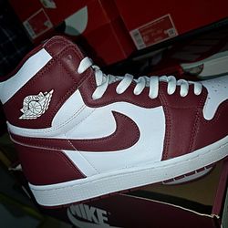 Size 12 Men's Air Jordan 1 Retro High OG Sneaker