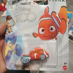 Disney 100 Finding Nemo Hot Wheels 