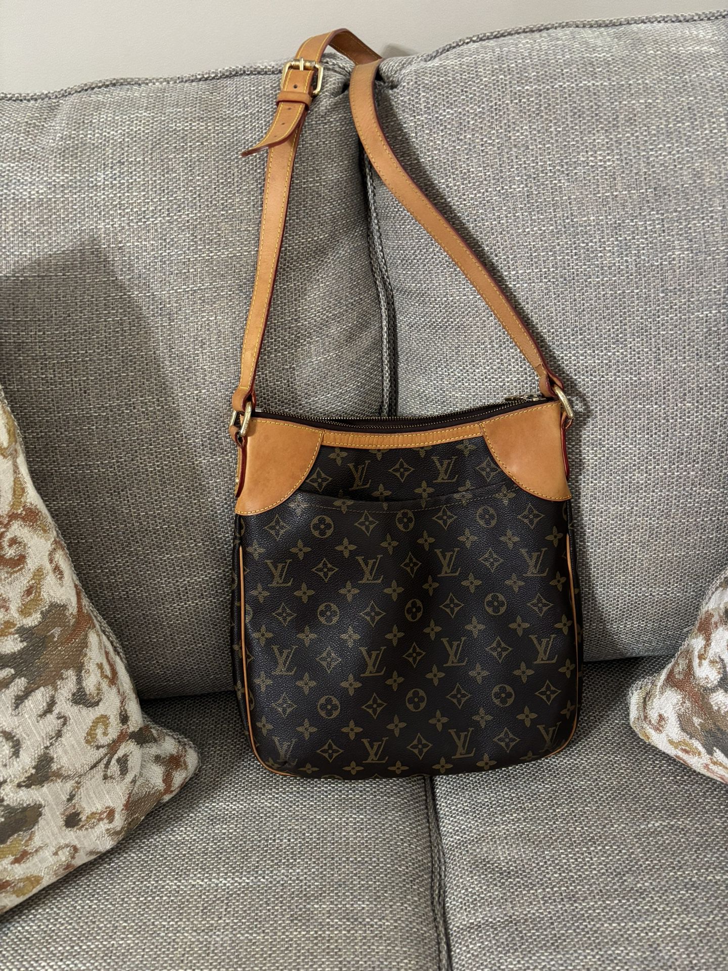 Beautiful Authentic Louis Vuitton Odeon MM