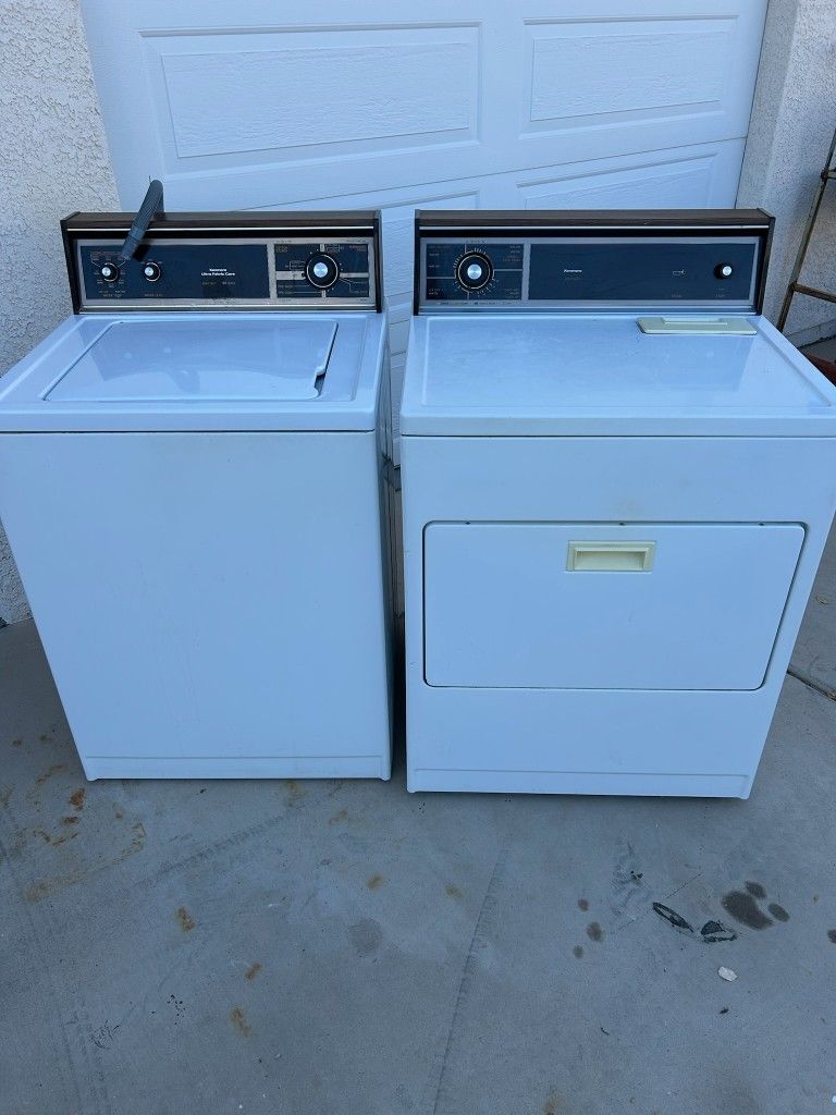 Kenmore Washer and Dryer Set
