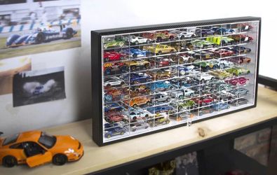 Hot Wheels 1:64 Diecast Wall Mount Car Display Case, Black Carbon/Clear Acrylic